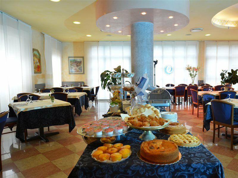 Hotel Eden วาเลจโจ ซูล มินโช ภายนอก รูปภาพ